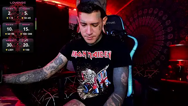 Snapshot of josh__ackerman chatting on 10/06/25, 07:00 josh ackerman online show from 10/06/25, 07:00