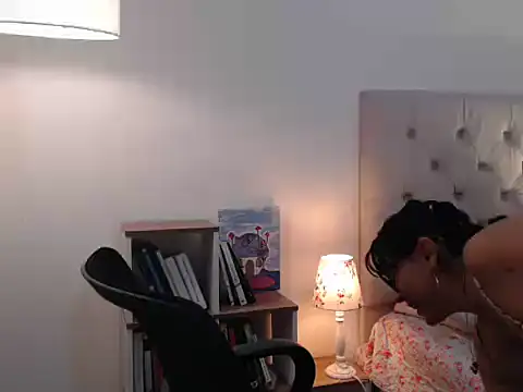 camii 7 online show from 11/06/25, 10:10