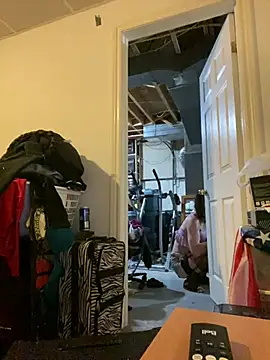 Snapshot of jessixo chatting on 02/05/26, 04:06 jessixo online show from 02/05/26, 04:06