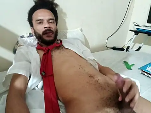 Snapshot of JamesQuaresma chatting on 02/07/26, 06:44 JamesQuaresma online show from 02/07/26, 06:44