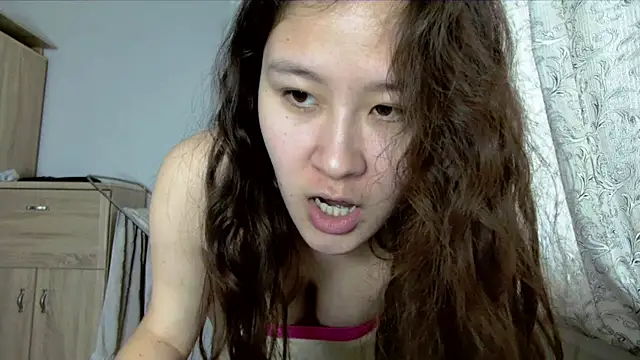 Snapshot of Riz_girl chatting on 01/11/26, 08:52 Riz girl online show from 01/11/26, 08:52