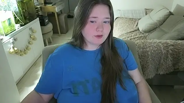 Snapshot of remirann_ chatting on 03/20/26, 08:03 remirann online show from 03/20/26, 08:03