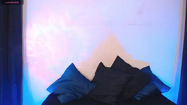 Agatha Tenebris online show from 02/07/25, 05:51