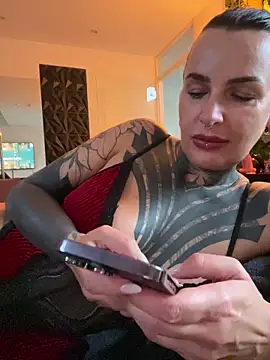 InkedBiitch online show from 05/11/26, 04:51