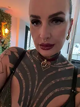 InkedBiitch online show from 05/11/26, 04:59