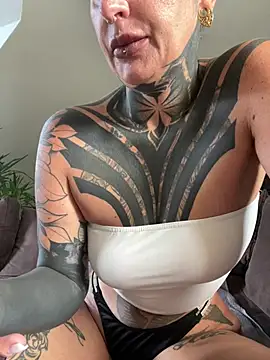 InkedBiitch online show from 06/29/26, 09:04