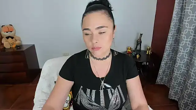lusciousxxx online show from 07/03/26, 11:44