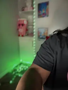 NikkiNoelanii online show from 02/23/25, 04:17