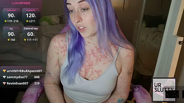 ursluttygf online show from 04/24/26, 06:21