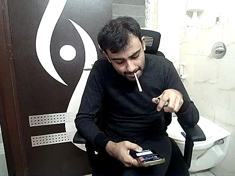 Snapshot of king_kong_india1 chatting on 01/11/26, 07:19 king kong india1 online show from 01/11/26, 07:19