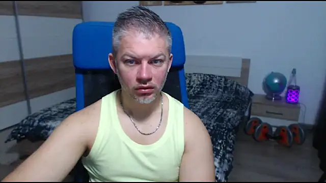 RobbyShawz online show from 10/29/25, 05:42