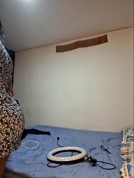 Snapshot of Natashariley1 chatting on 12/11/24, 10:14 Natashariley1 online show from 12/11/24, 10:14