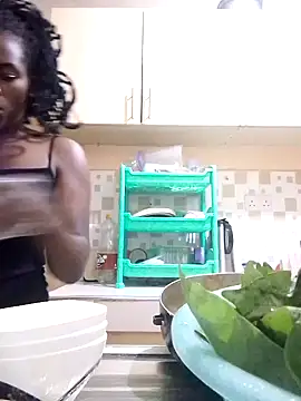 Snapshot of _cutemelania chatting on 02/03/25, 05:24  cutemelania online show from 02/03/25, 05:24