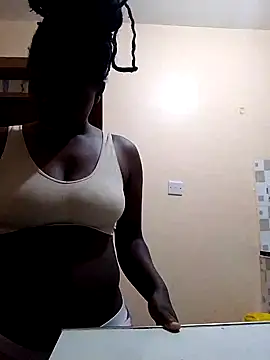 Snapshot of _cutemelania chatting on 02/10/25, 02:48  cutemelania online show from 02/10/25, 02:48