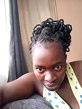 Snapshot of _cutemelania chatting on 03/13/25, 08:48  cutemelania online show from 03/13/25, 08:48