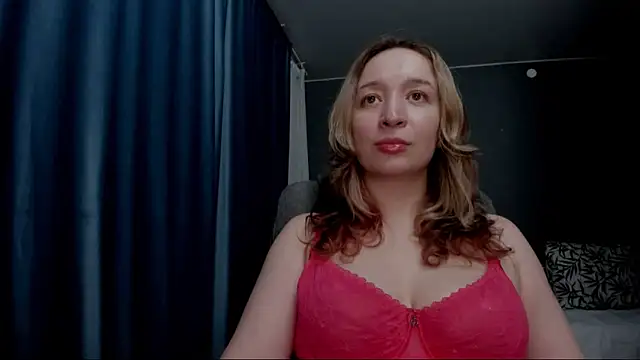 Snapshot of Eva_Rikchter chatting on 02/09/26, 10:14 Eva Rikchter online show from 02/09/26, 10:14