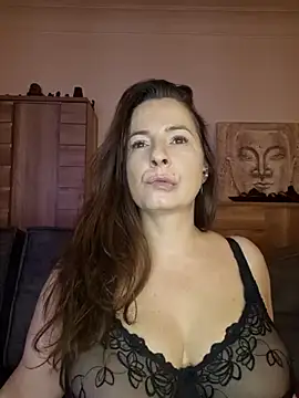 cristalines online show from 10/16/25, 05:58