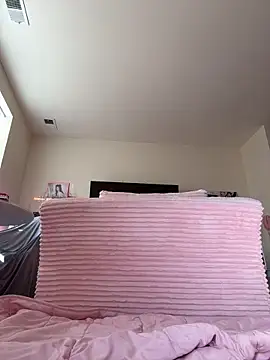 PiggyRose online show from 05/04/26, 10:06