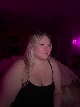 PiggyRose online show from 06/11/26, 01:27