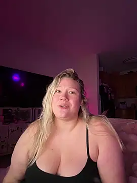 PiggyRose online show from 06/11/26, 02:53