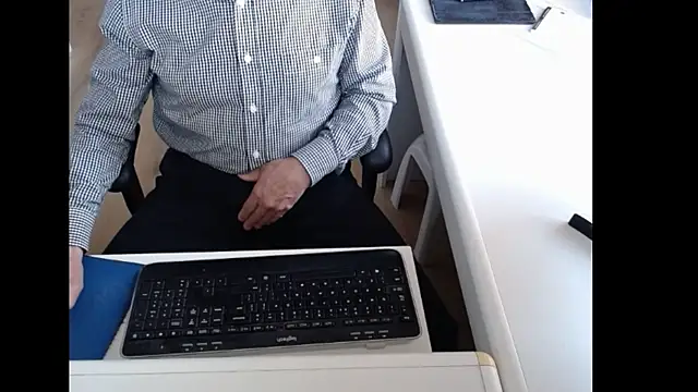 dutchpornking online show from 04/30/26, 06:09