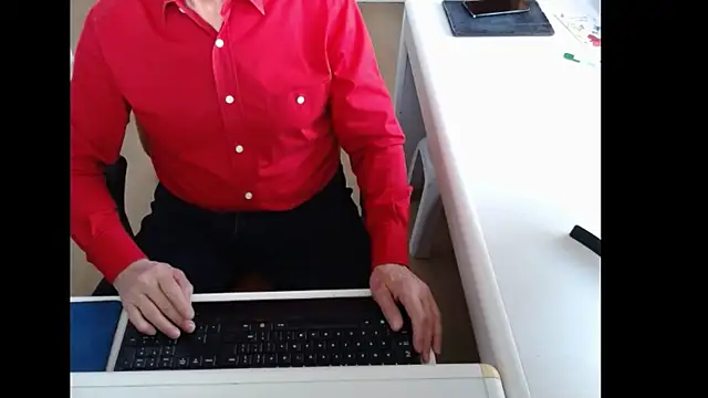 Snapshot of dutchpornking chatting on 05/15/26, 05:58 dutchpornking online show from 05/15/26, 05:58