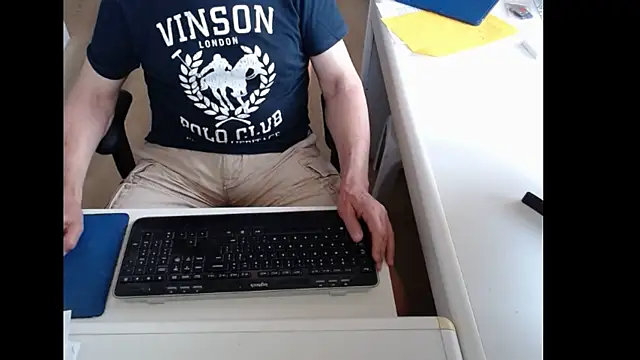 Snapshot of dutchpornking chatting on 05/28/26, 06:21 dutchpornking online show from 05/28/26, 06:21