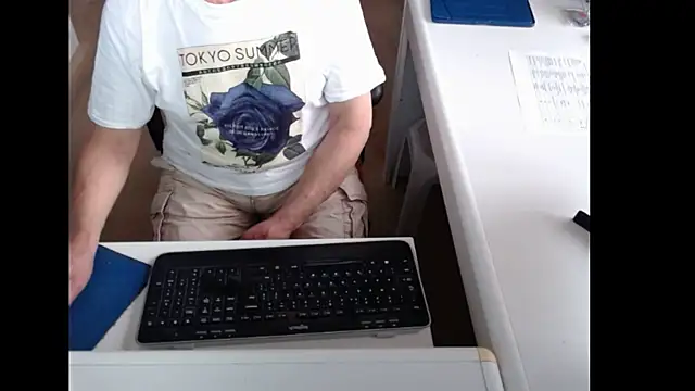 Snapshot of dutchpornking chatting on 06/03/26, 06:38 dutchpornking online show from 06/03/26, 06:38