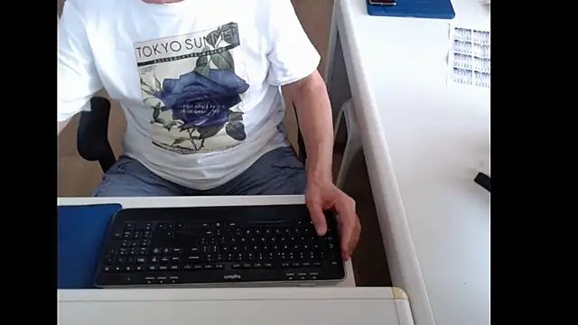 Snapshot of dutchpornking chatting on 06/24/26, 06:01 dutchpornking online show from 06/24/26, 06:01