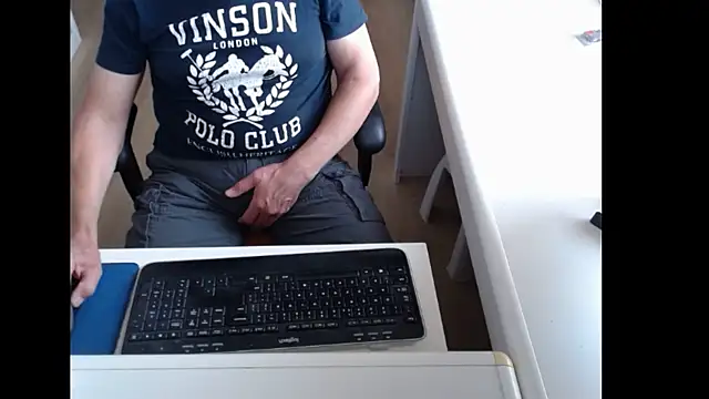 Snapshot of dutchpornking chatting on 07/14/26, 11:16 dutchpornking online show from 07/14/26, 11:16