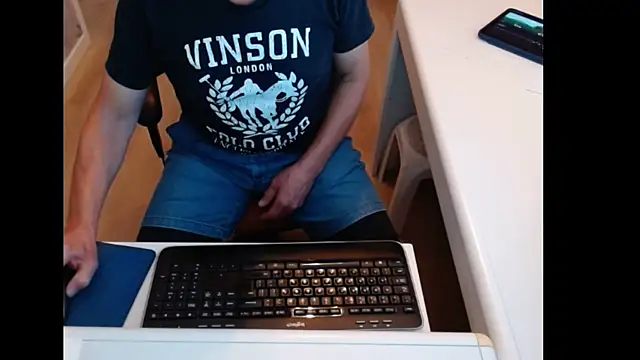 Snapshot of dutchpornking chatting on 07/30/26, 06:45 dutchpornking online show from 07/30/26, 06:45
