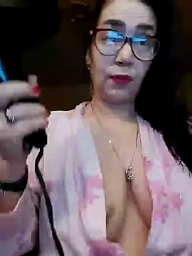 Chriss Tinaa online show from 12/12/24, 05:31