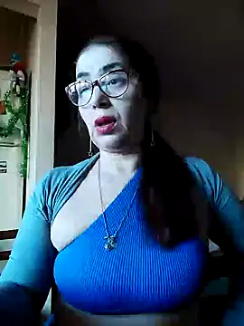 Chriss Tinaa online show from 12/17/24, 09:50