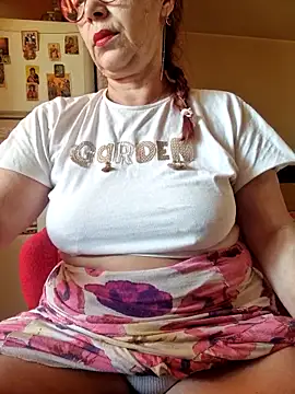 Chriss Tinaa online show from 06/19/26, 04:28