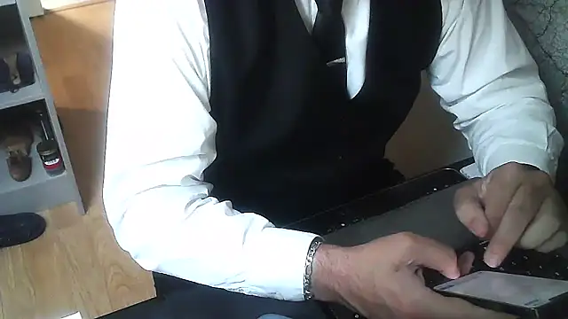 DUDURAxh online show from 11/20/25, 01:22