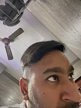 Snapshot of luciferdxm5 chatting on 03/09/26, 10:52 luciferdxm5 online show from 03/09/26, 10:52