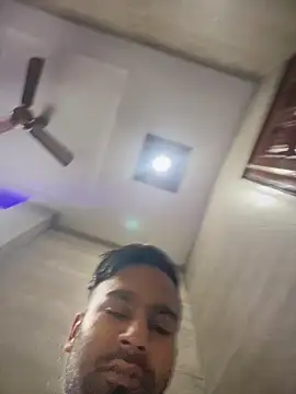 Snapshot of luciferdxm5 chatting on 03/21/26, 04:39 luciferdxm5 online show from 03/21/26, 04:39