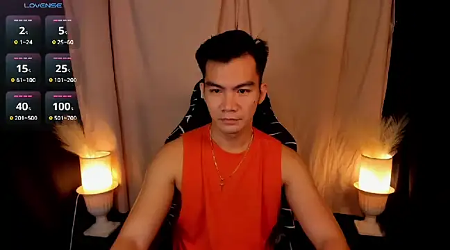 Snapshot of 000batman000 chatting on 02/01/25, 12:37 000batman000 online show from 02/01/25, 12:37