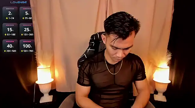 Snapshot of 000batman000 chatting on 02/04/25, 01:27 000batman000 online show from 02/04/25, 01:27