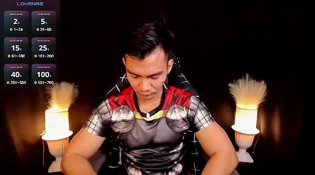 Snapshot of 000batman000 chatting on 02/26/25, 01:43 000batman000 online show from 02/26/25, 01:43