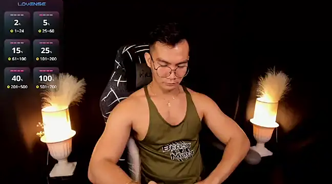 Snapshot of 000batman000 chatting on 03/14/25, 03:59 000batman000 online show from 03/14/25, 03:59