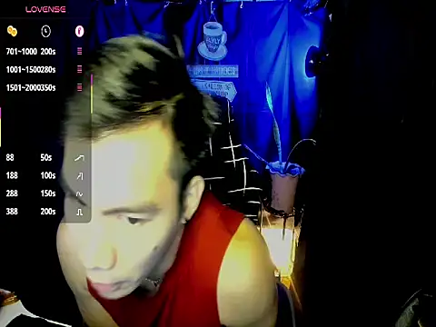 Snapshot of 000batman000 chatting on 02/20/26, 02:19 000batman000 online show from 02/20/26, 02:19