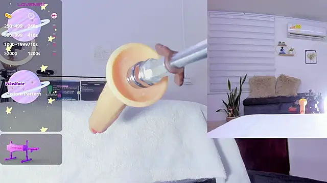 sofi velez online show from 03/13/25, 01:21