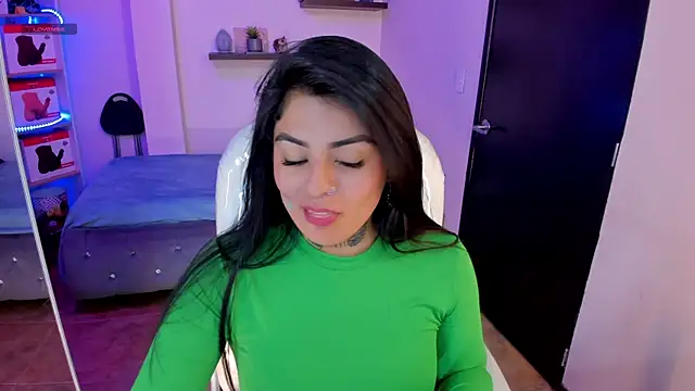 Catalinaa martinez online show from 12/30/24, 12:00