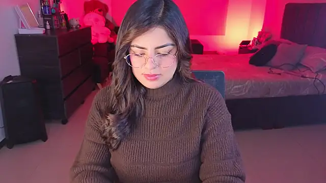 Snapshot of Catalinaa_martinez chatting on 05/24/26, 03:55 Catalinaa martinez online show from 05/24/26, 03:55