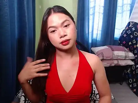 Kiana Lee online show from 11/12/25, 06:58