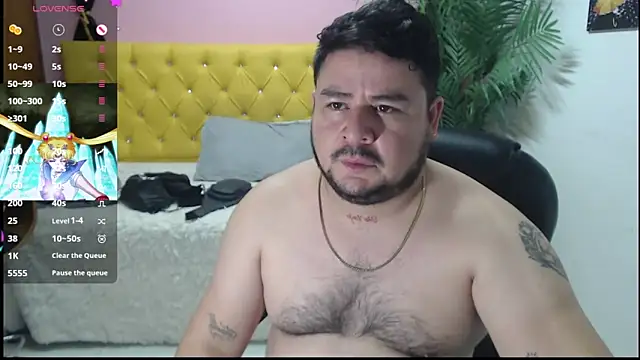 oso dirty  online show from 01/11/25, 05:29