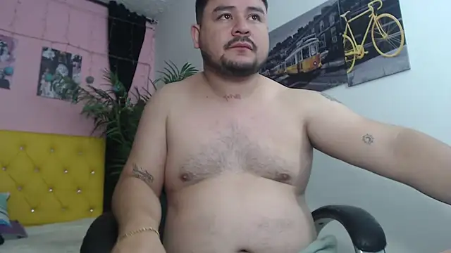 oso dirty  online show from 02/12/25, 05:26