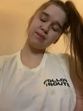 HornyGirlH online show from 03/01/25, 01:11