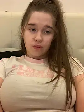 HornyGirlH online show from 03/06/25, 10:15